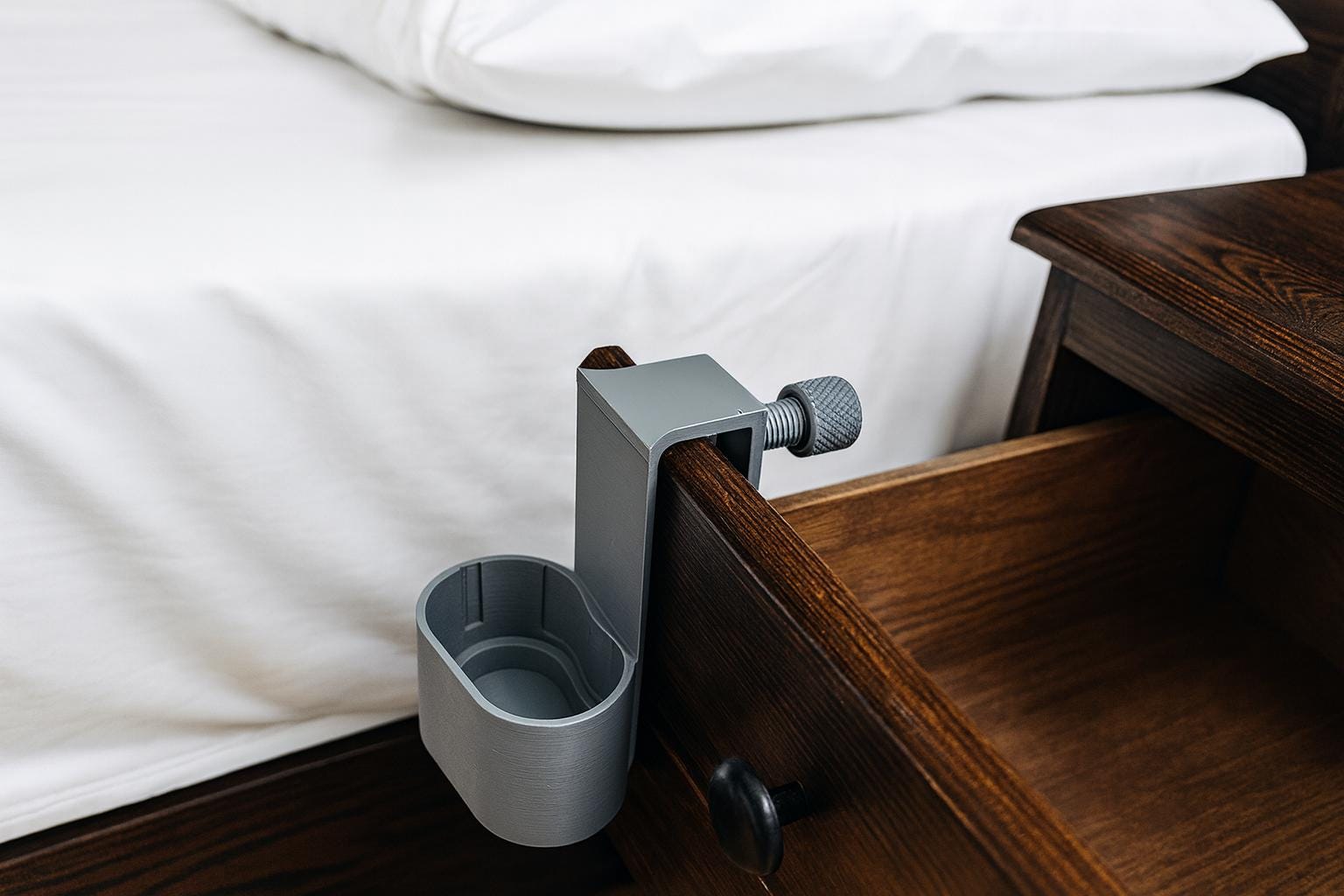 AirMini CPAP Machine Holder | ResMed Travel CPAP Bed Frame Mount